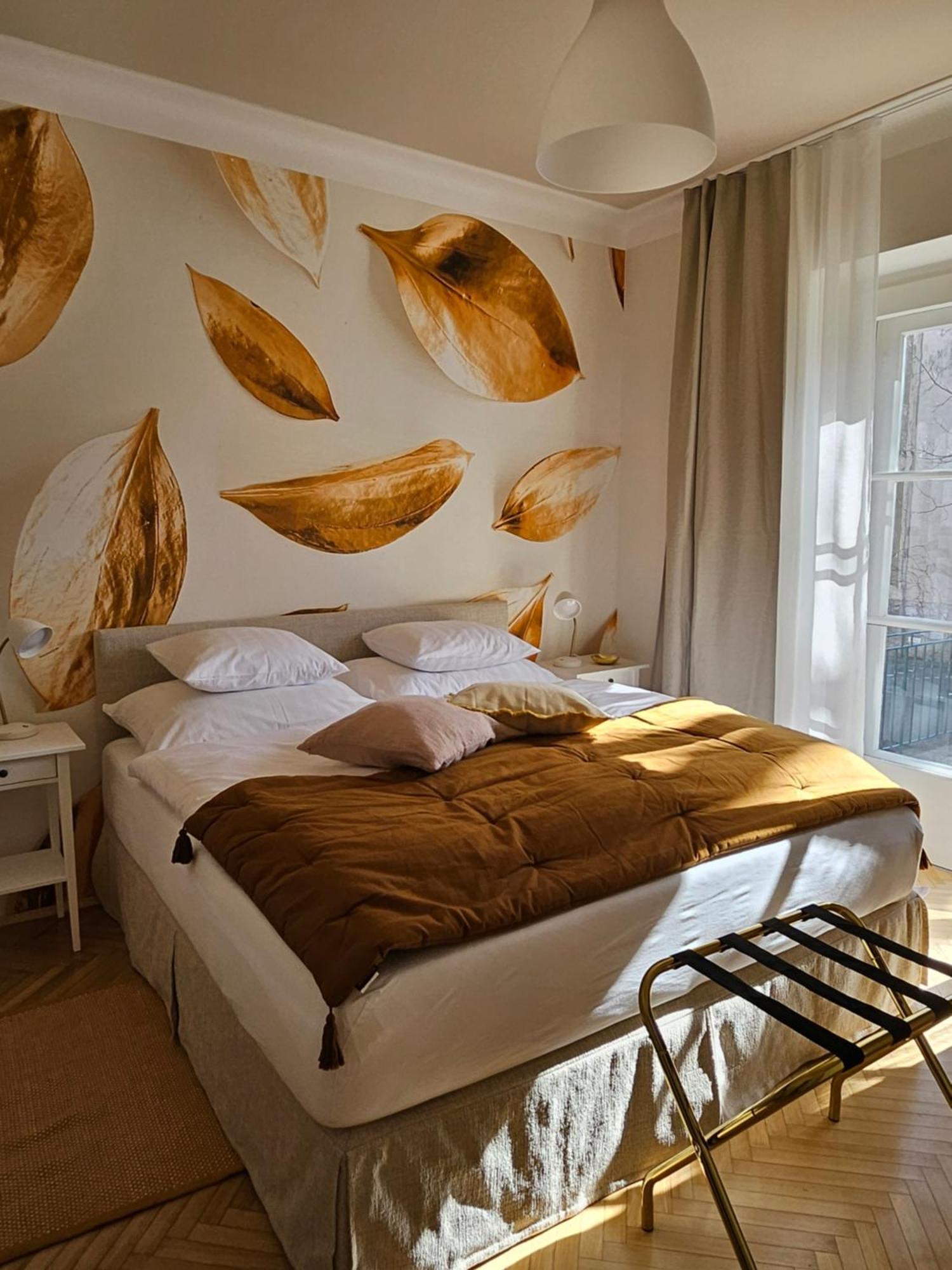 Golden Flat By Grazrentals With Parkview - Brandnew & Free Parking Dış mekan fotoğraf